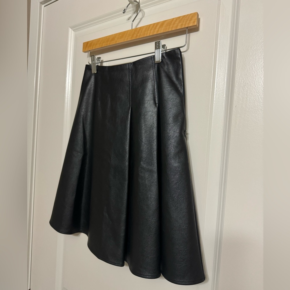 Stylish Black Leather Skirt from S.Korea 😎